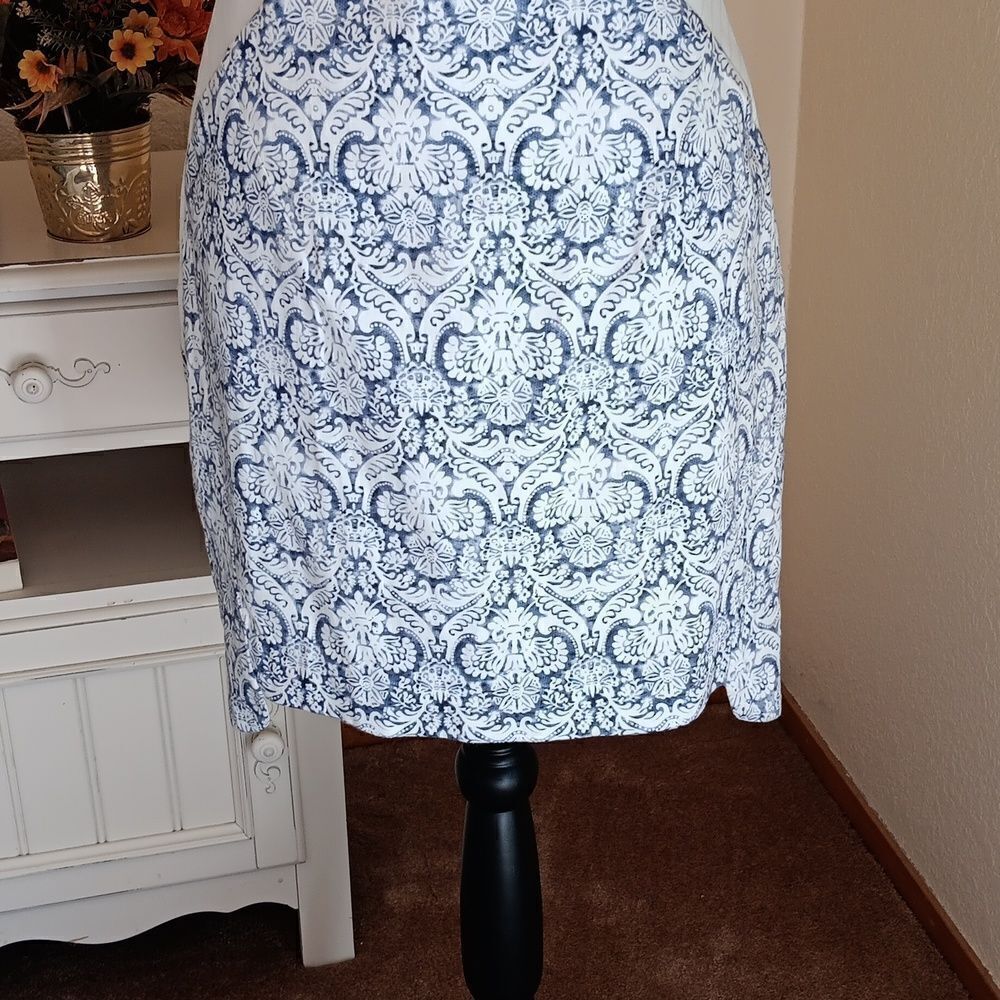 G.I.N Colorblock Dress - Picture 3 of 11